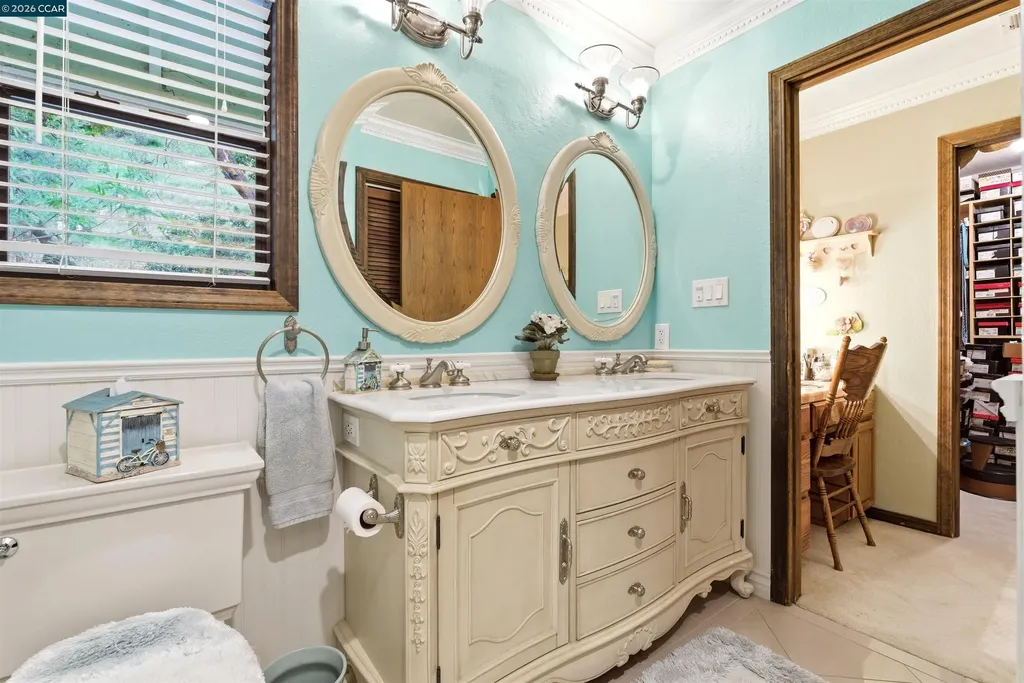 407 Country Club Lane Napa CA 94558