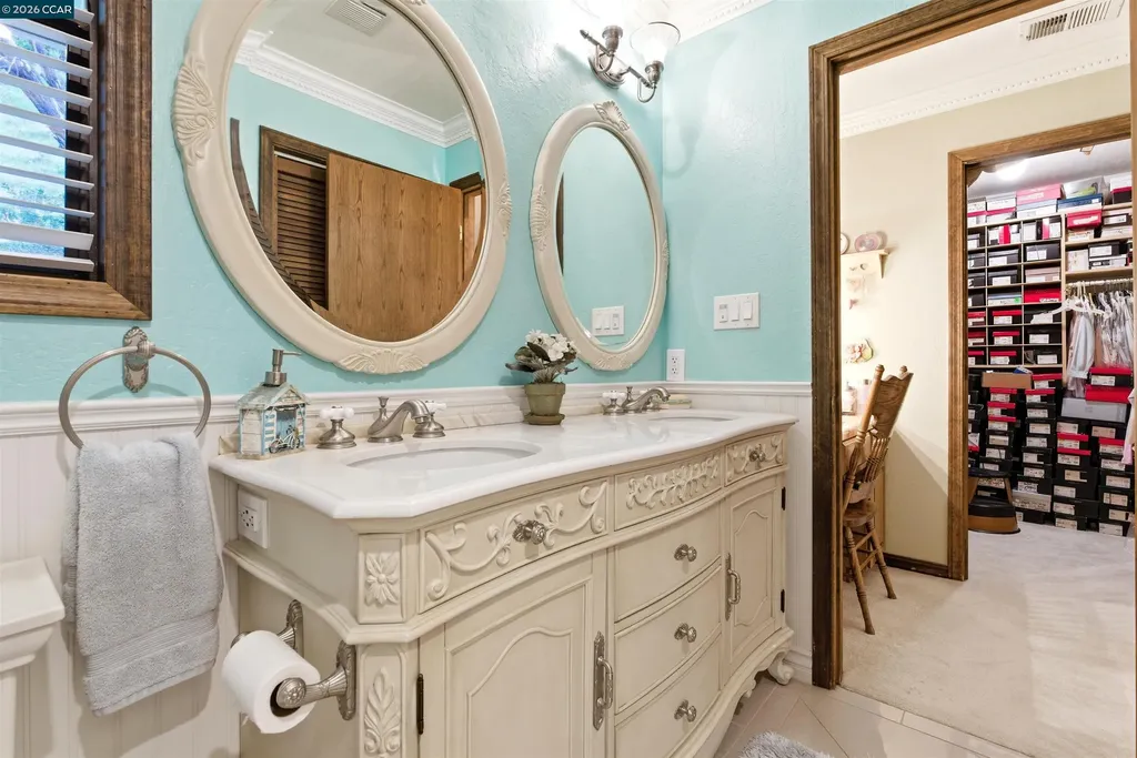 407 Country Club Lane Napa CA 94558