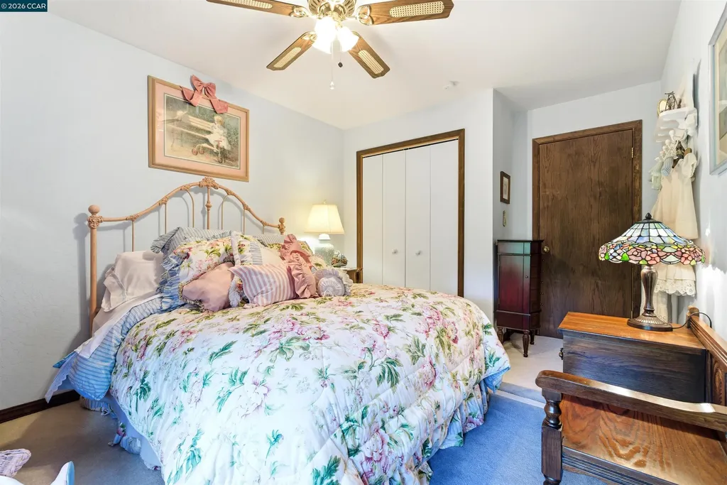 407 Country Club Lane Napa CA 94558