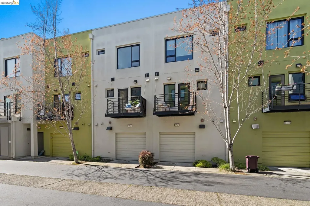 1780 12th Street Oakland CA 94607