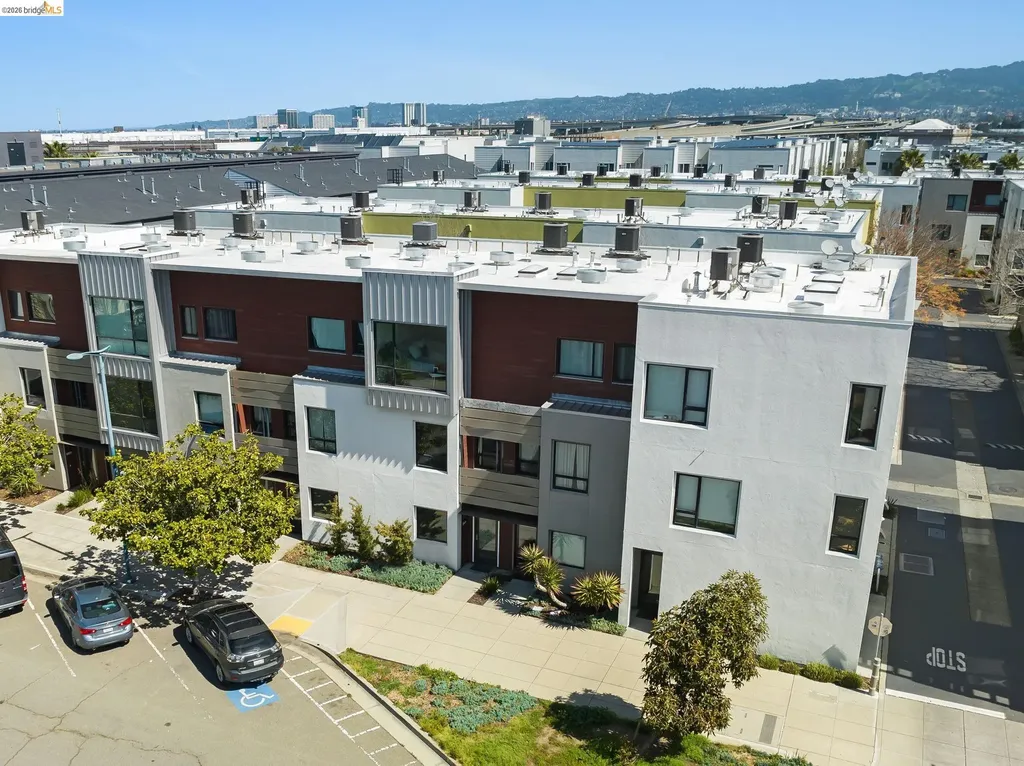 1780 12th Street Oakland CA 94607