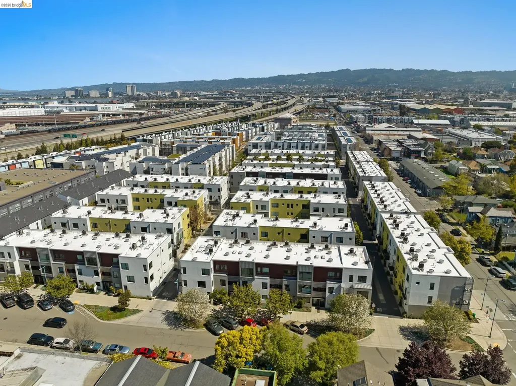 1780 12th Street Oakland CA 94607