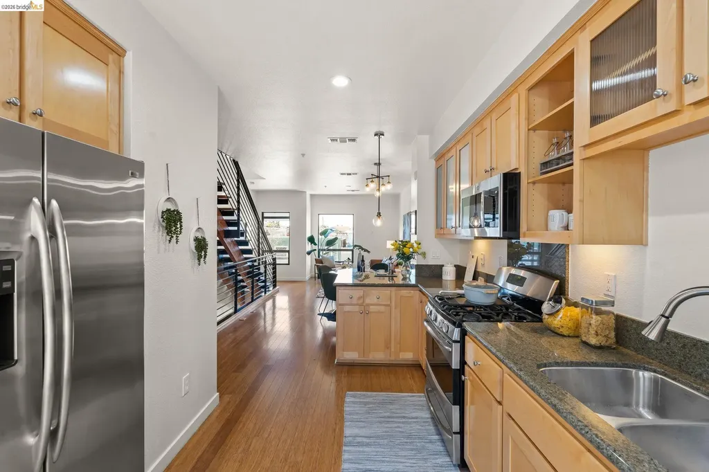 1780 12th Street Oakland CA 94607