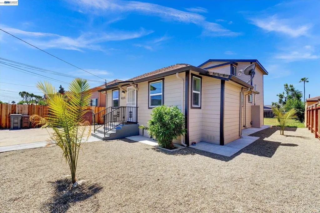6225 Harmon Avenue Oakland CA 94621