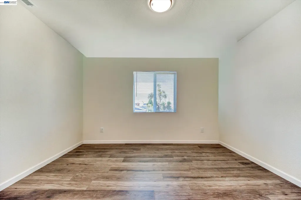 6225 Harmon Avenue Oakland CA 94621