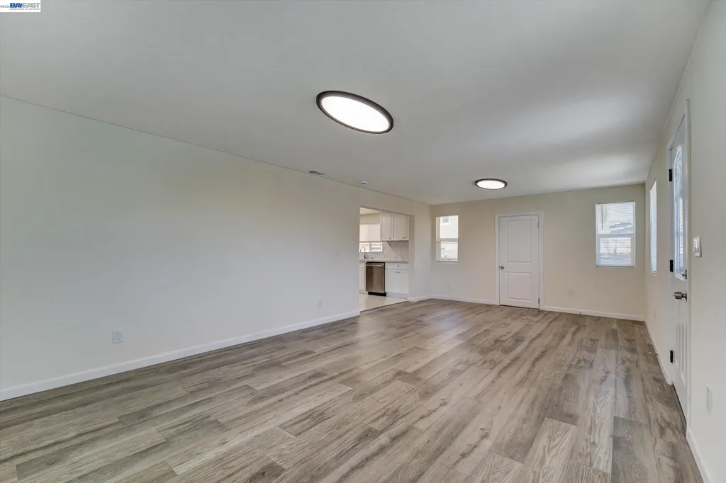 6225 Harmon Avenue Oakland CA 94621
