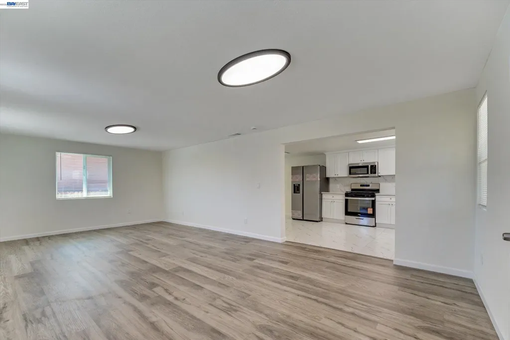 6225 Harmon Avenue Oakland CA 94621