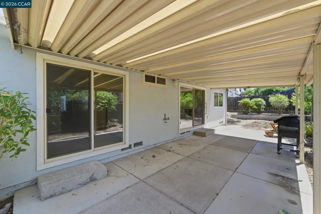 1100 Shaddick Drive Antioch CA 94509