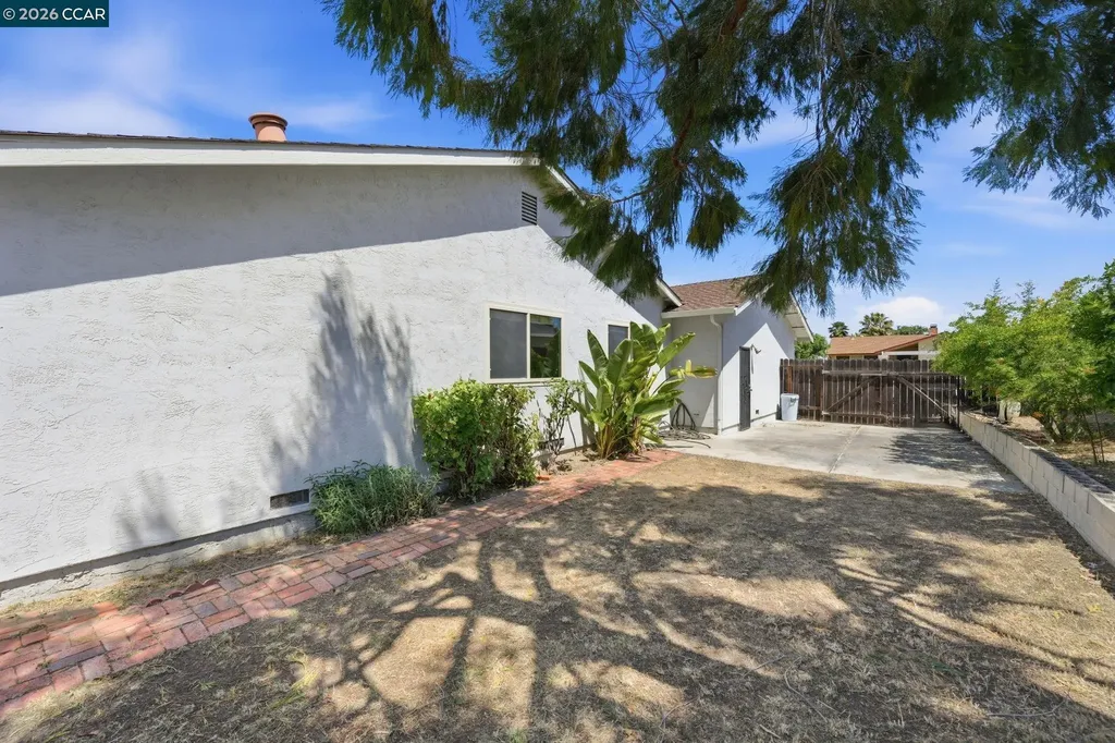 1100 Shaddick Drive Antioch CA 94509
