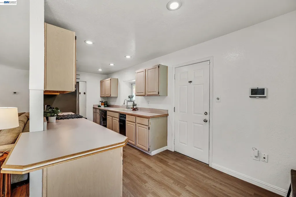 27029 Jennings Way Hayward CA 94544