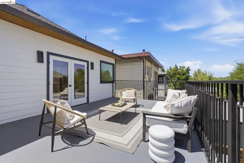 546 61st Street Oakland CA 94609