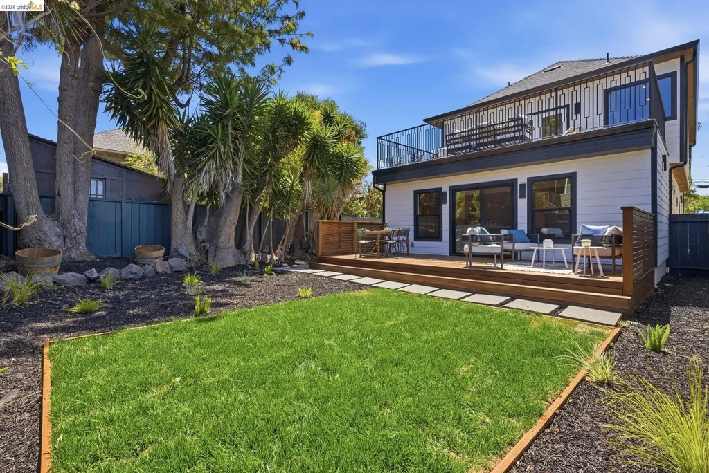 546 61st Street Oakland CA 94609