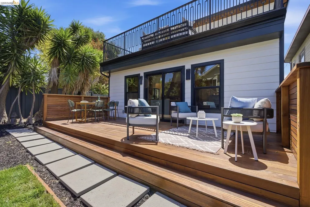 546 61st Street Oakland CA 94609
