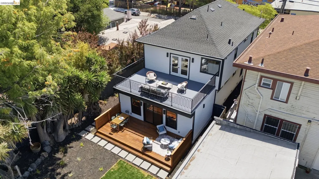 546 61st Street Oakland CA 94609