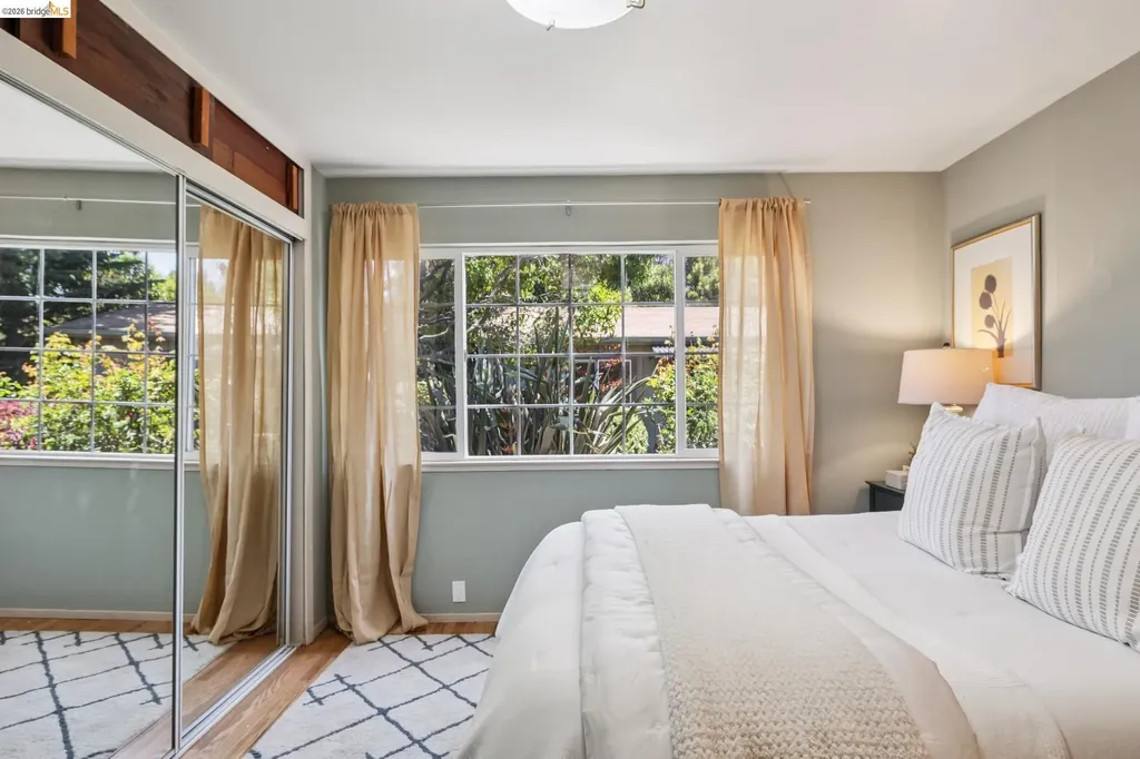 2817 Stanton Street Berkeley CA 94702