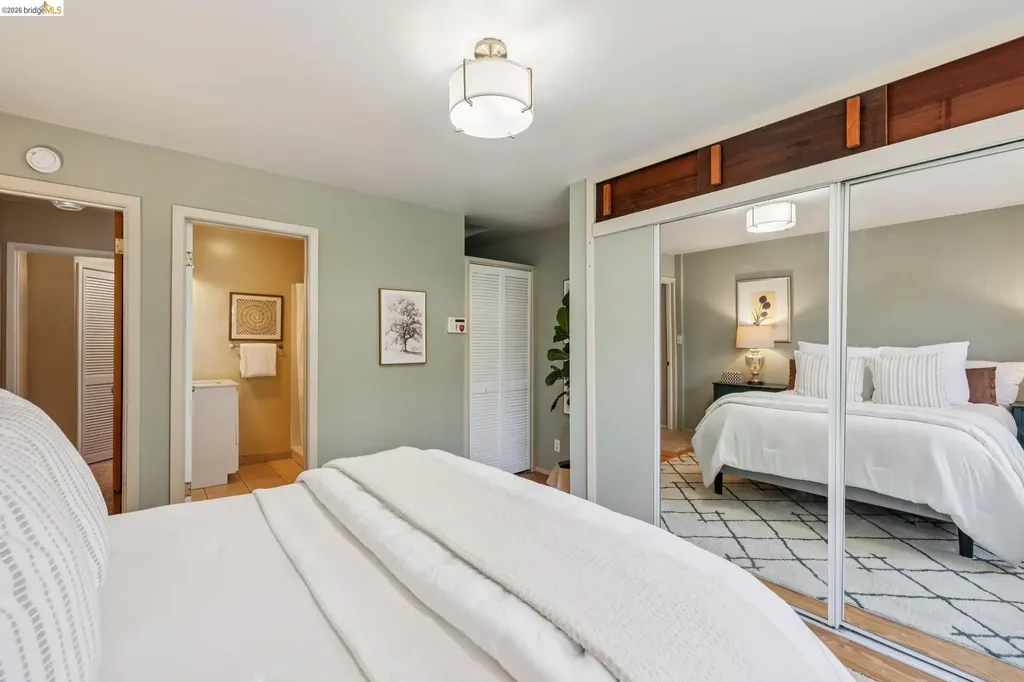 2817 Stanton Street Berkeley CA 94702