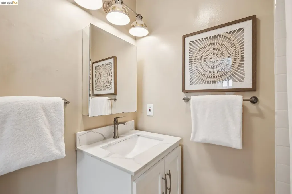 2817 Stanton Street Berkeley CA 94702