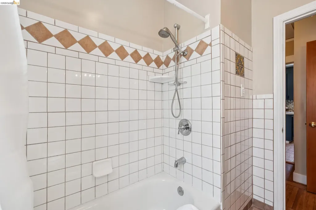 2817 Stanton Street Berkeley CA 94702