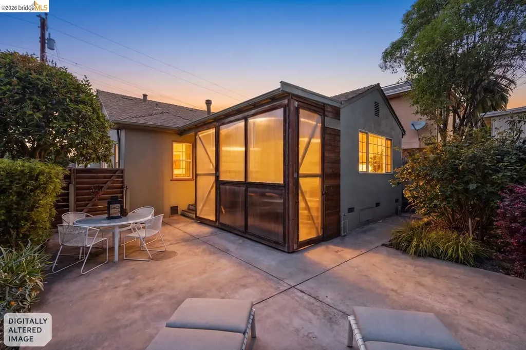 2817 Stanton Street Berkeley CA 94702
