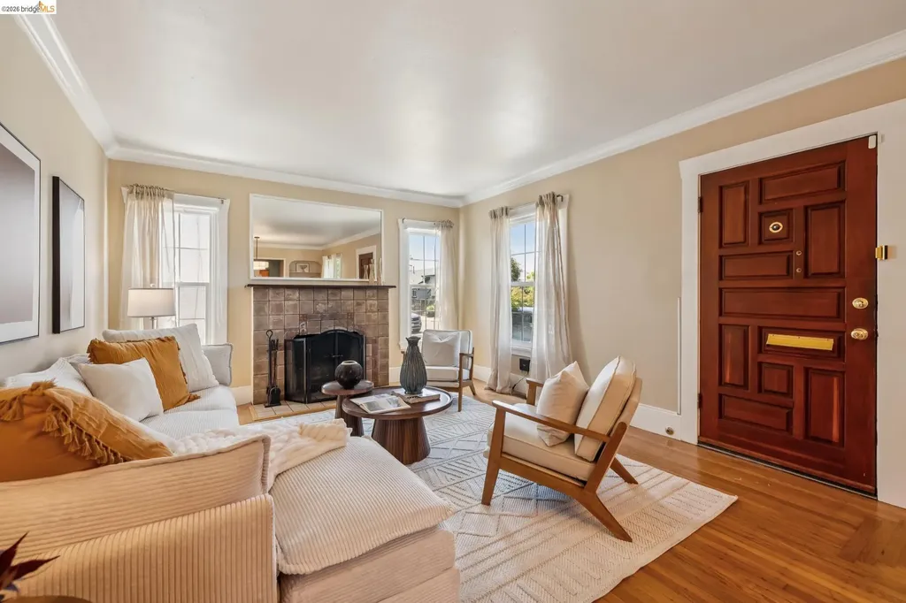 2817 Stanton Street Berkeley CA 94702