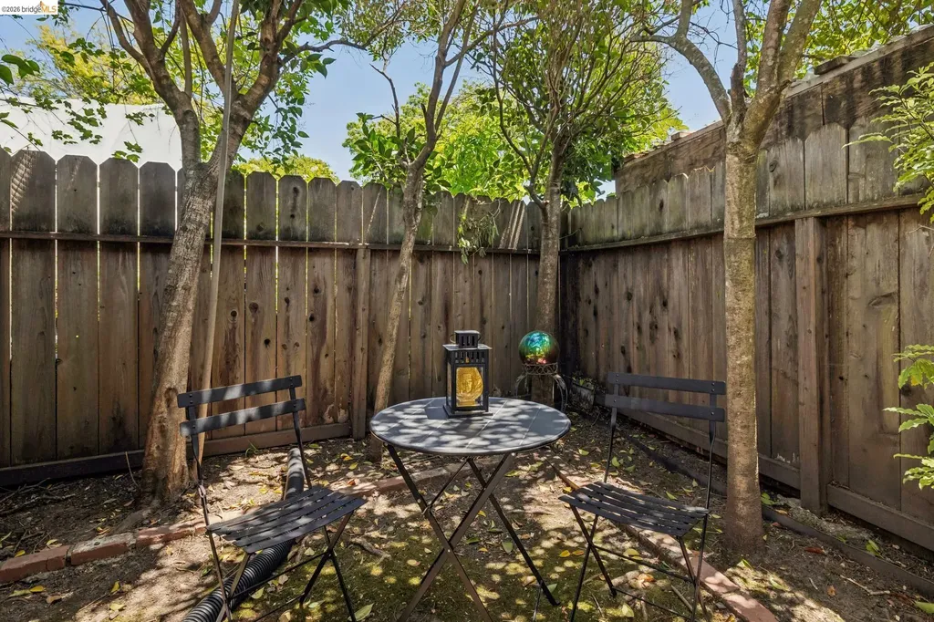 2817 Stanton Street Berkeley CA 94702