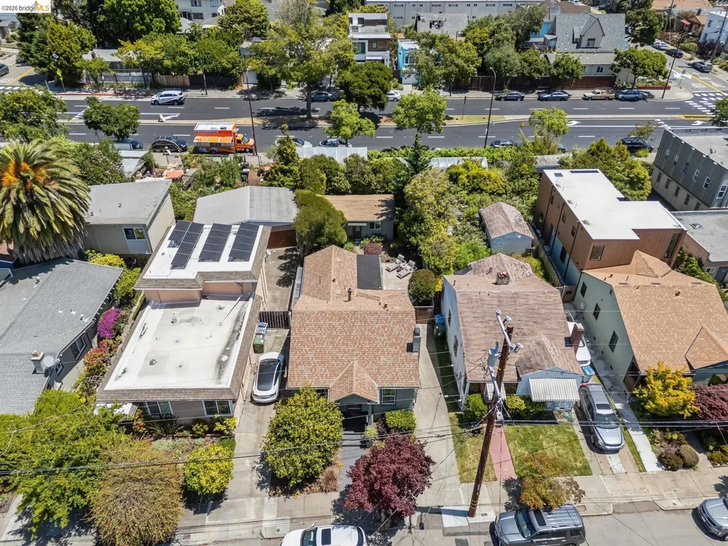2817 Stanton Street Berkeley CA 94702