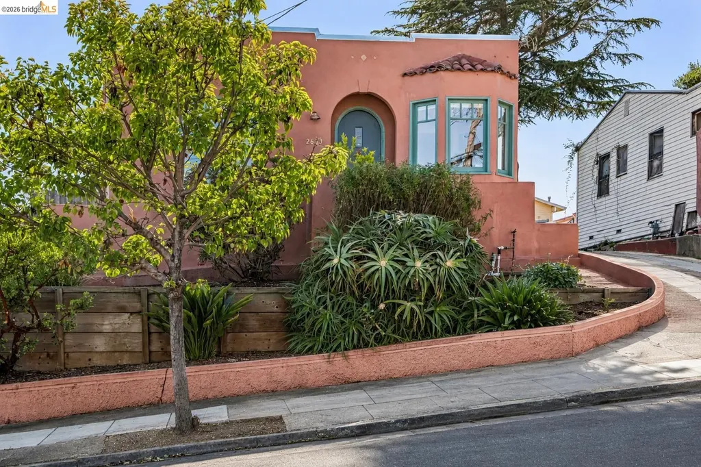 2633 22nd Avenue Oakland CA 94606