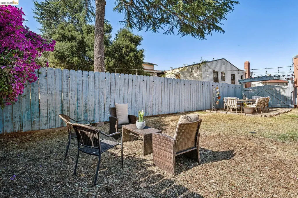 2633 22nd Avenue Oakland CA 94606