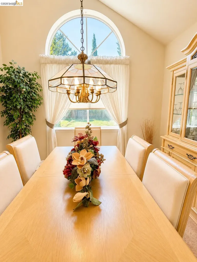 1039 Fennie Court Suisun City CA 94585