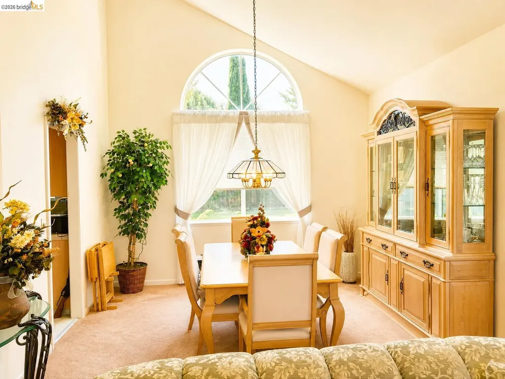 1039 Fennie Court Suisun City CA 94585