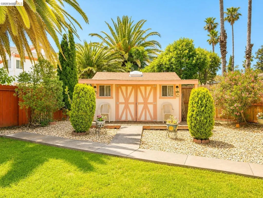 1039 Fennie Court Suisun City CA 94585
