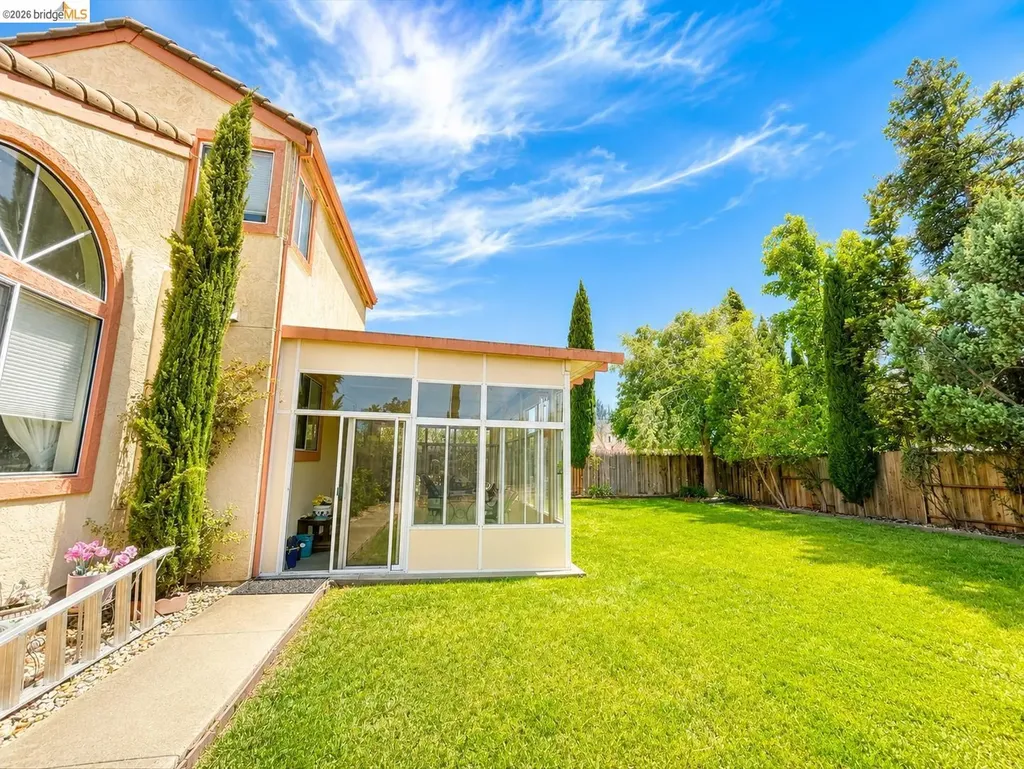 1039 Fennie Court Suisun City CA 94585