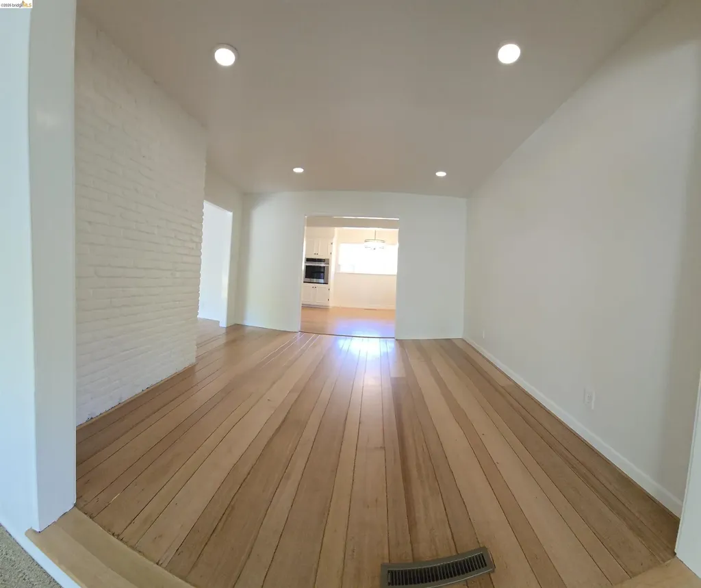 2 Rae Court Orinda CA 94563