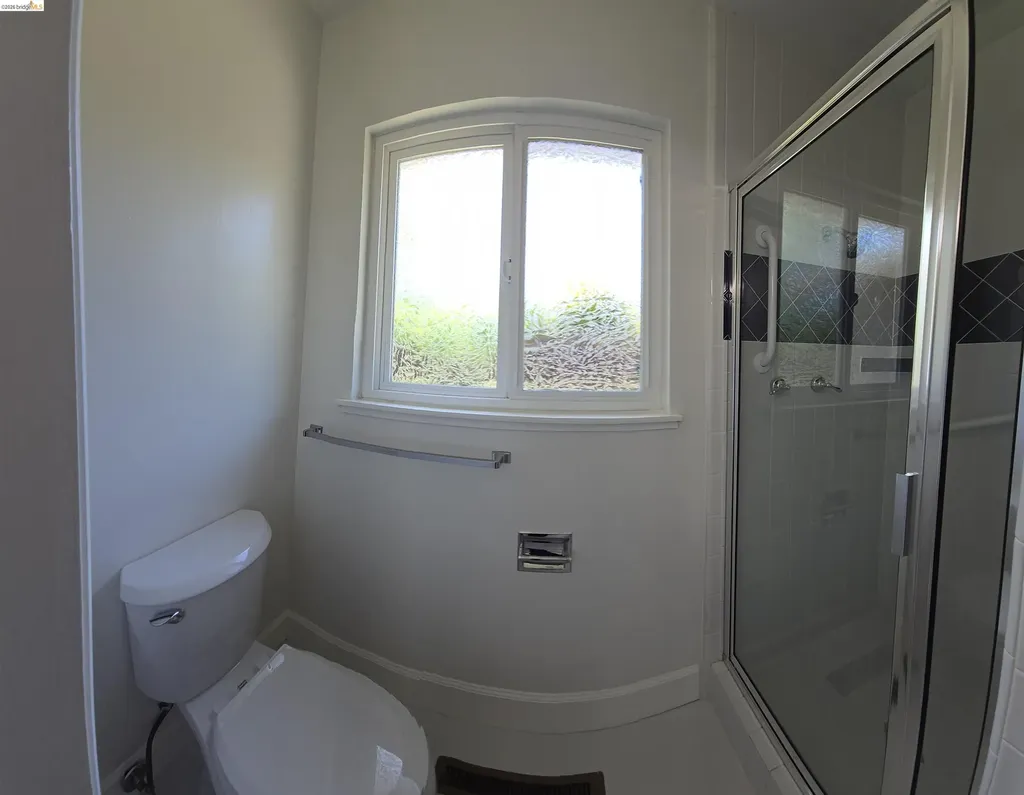 2 Rae Court Orinda CA 94563