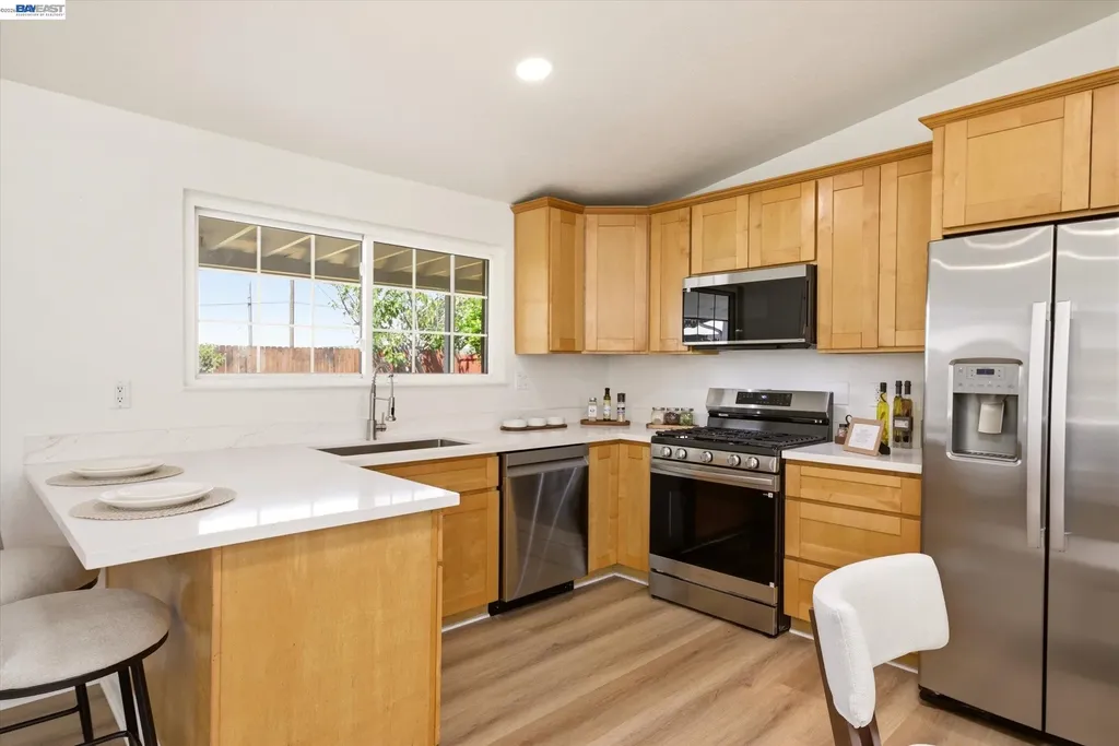 27409 Capri Avenue Hayward CA 94545