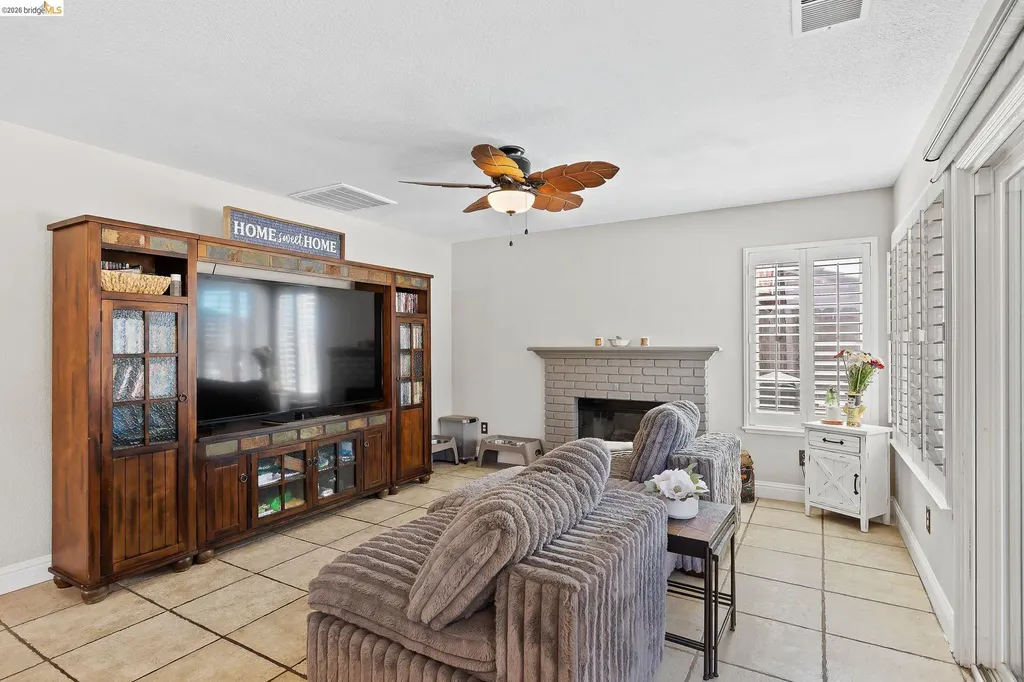 2055 Truman Lane Oakley CA 94561