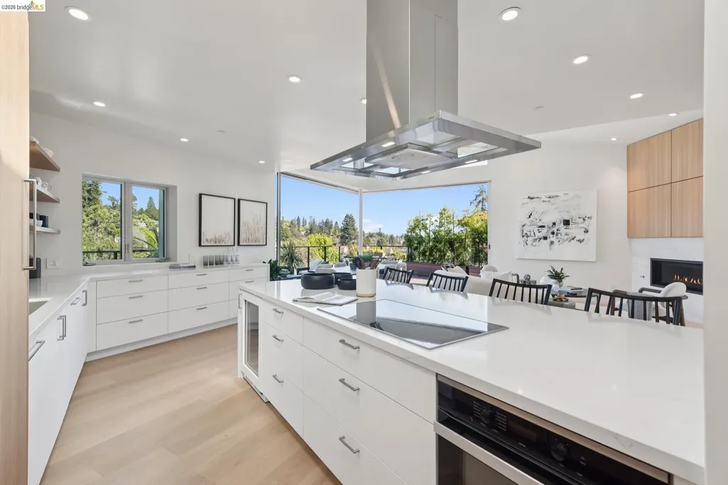 26 Ronada Avenue Piedmont CA 94611