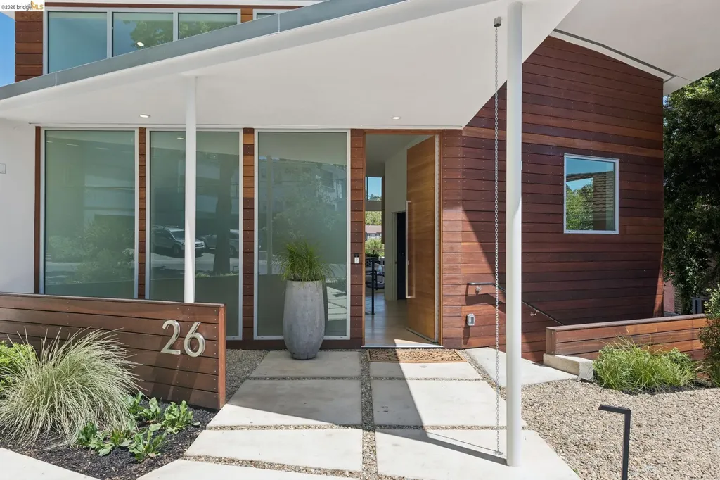 26 Ronada Avenue Piedmont CA 94611