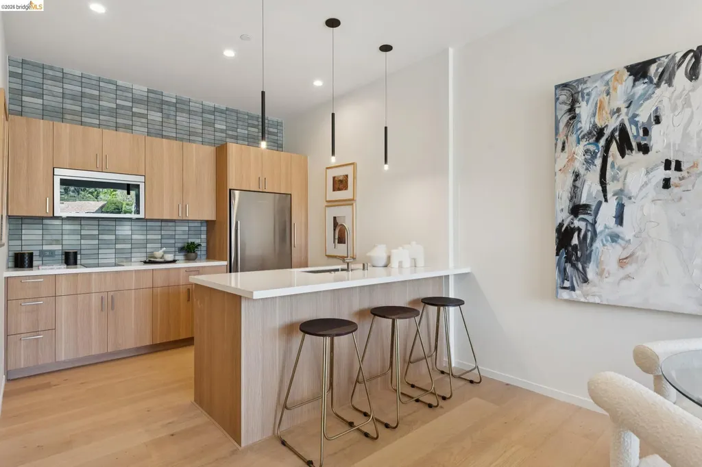26 Ronada Avenue Piedmont CA 94611