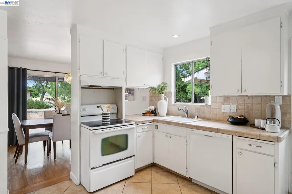 744 Mockingbird Lane Pleasanton CA 94566
