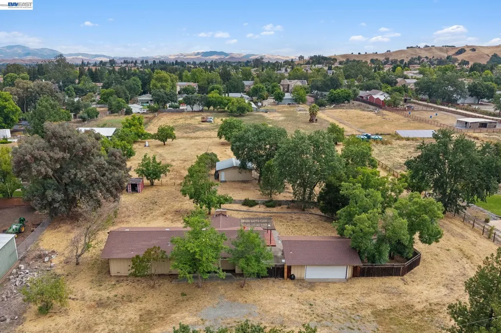 744 Mockingbird Lane Pleasanton CA 94566