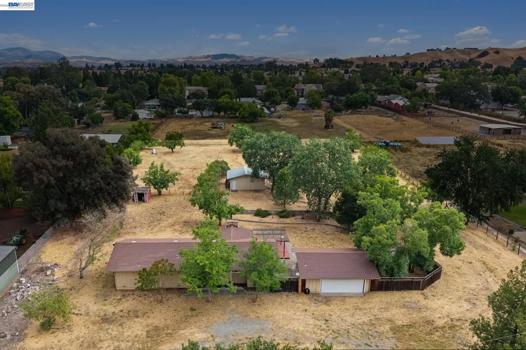744 Mockingbird Lane Pleasanton CA 94566