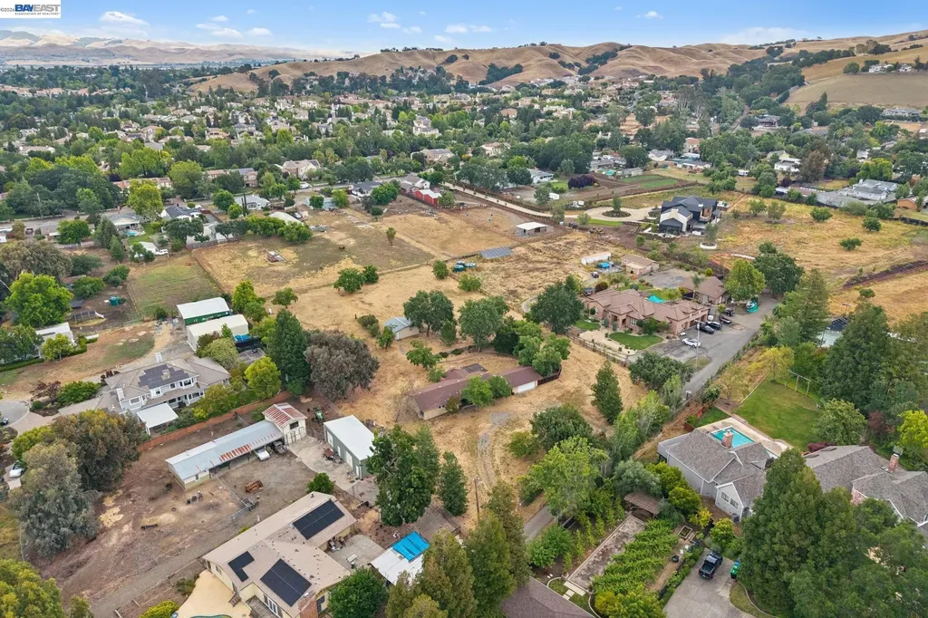 744 Mockingbird Lane Pleasanton CA 94566