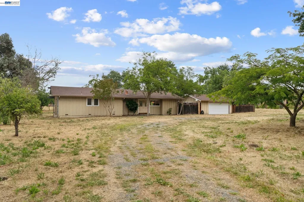 744 Mockingbird Lane Pleasanton CA 94566