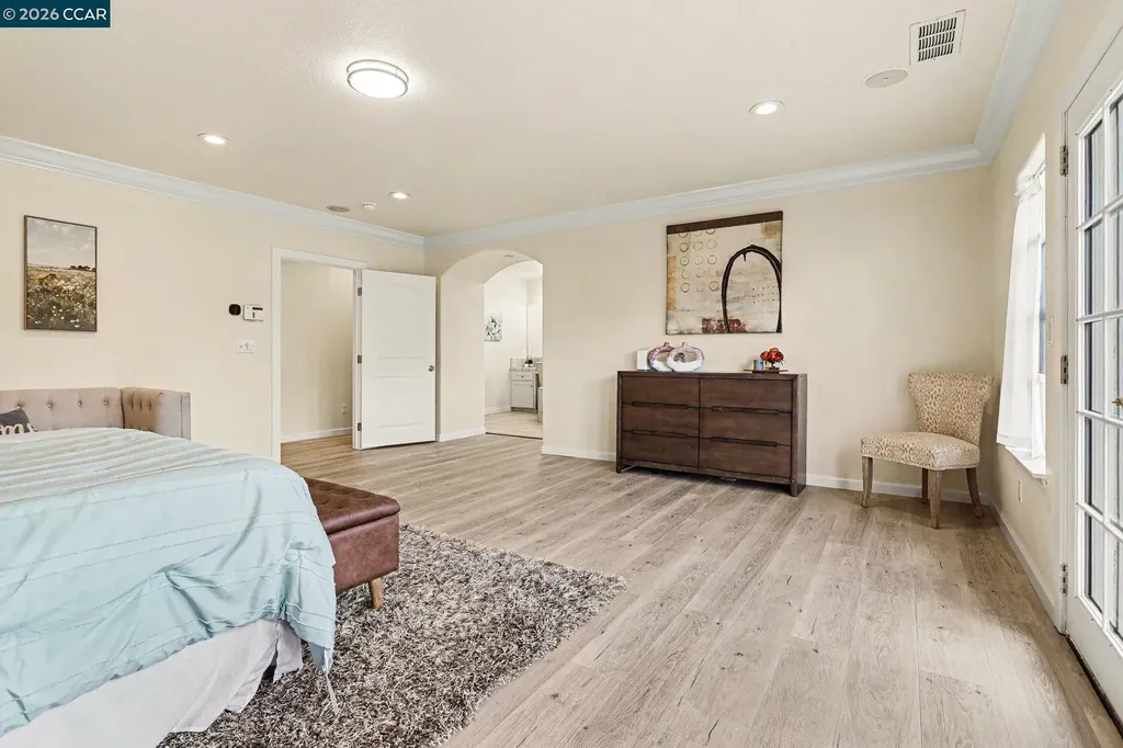1244 Veale Avenue Martinez CA 94553