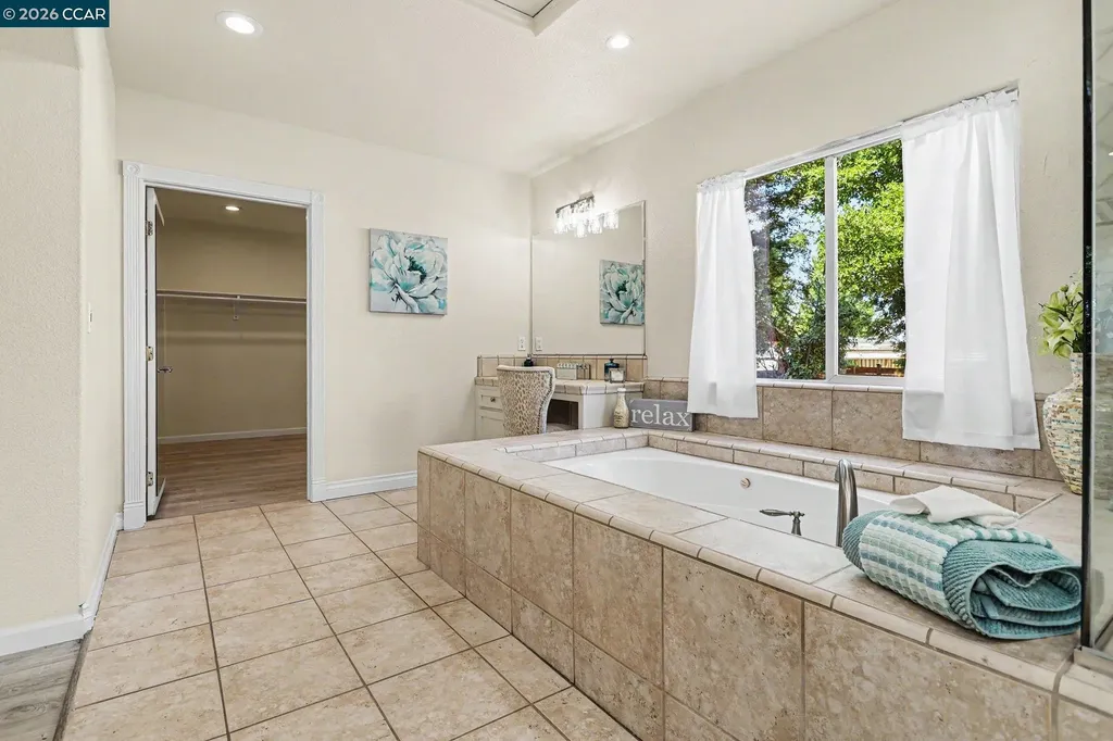 1244 Veale Avenue Martinez CA 94553