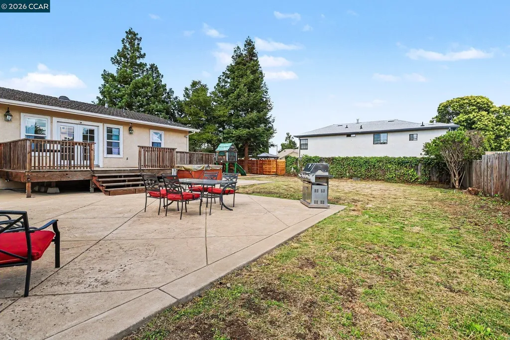 1244 Veale Avenue Martinez CA 94553