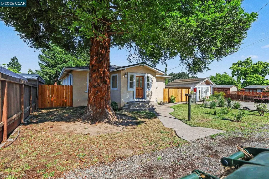 1244 Veale Avenue Martinez CA 94553