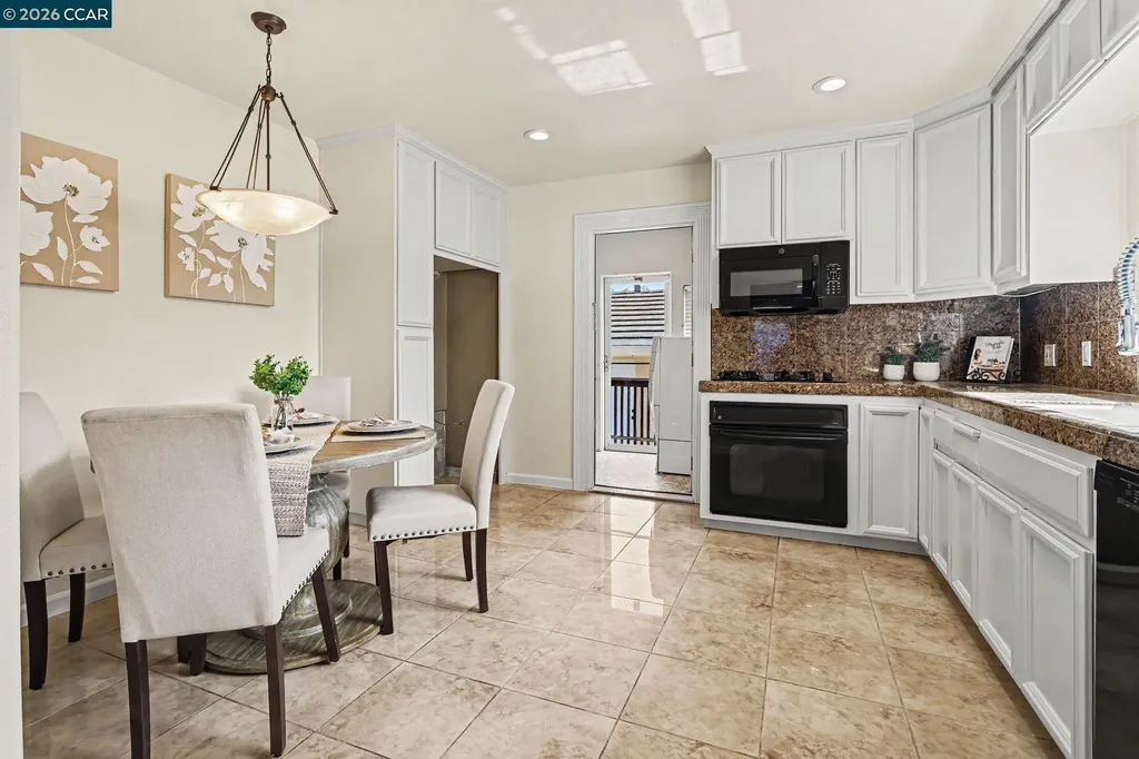 1244 Veale Avenue Martinez CA 94553