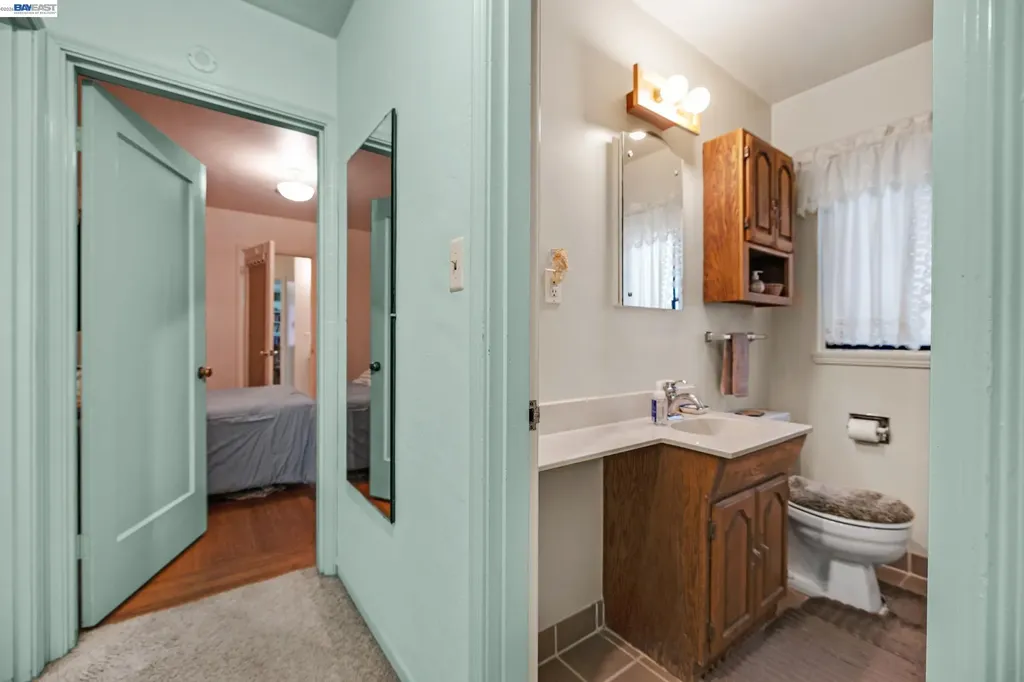 21617 Westfield Avenue Hayward CA 94541